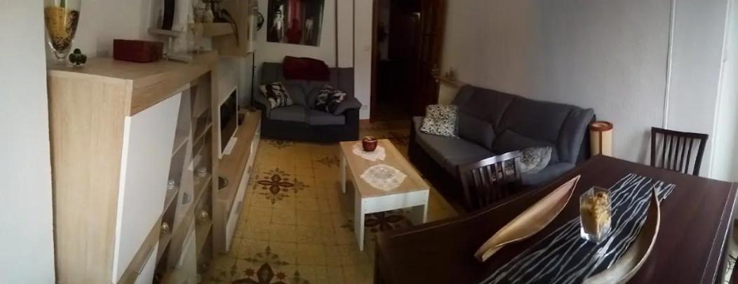 Las Golondrinas Habitacion En Piso Centrico Para Una O Dos Personas 萨拉戈萨 外观 照片
